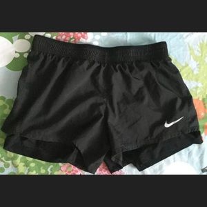 Nike Women's Dri Fit 2 in 1 Shorts Medium M Black